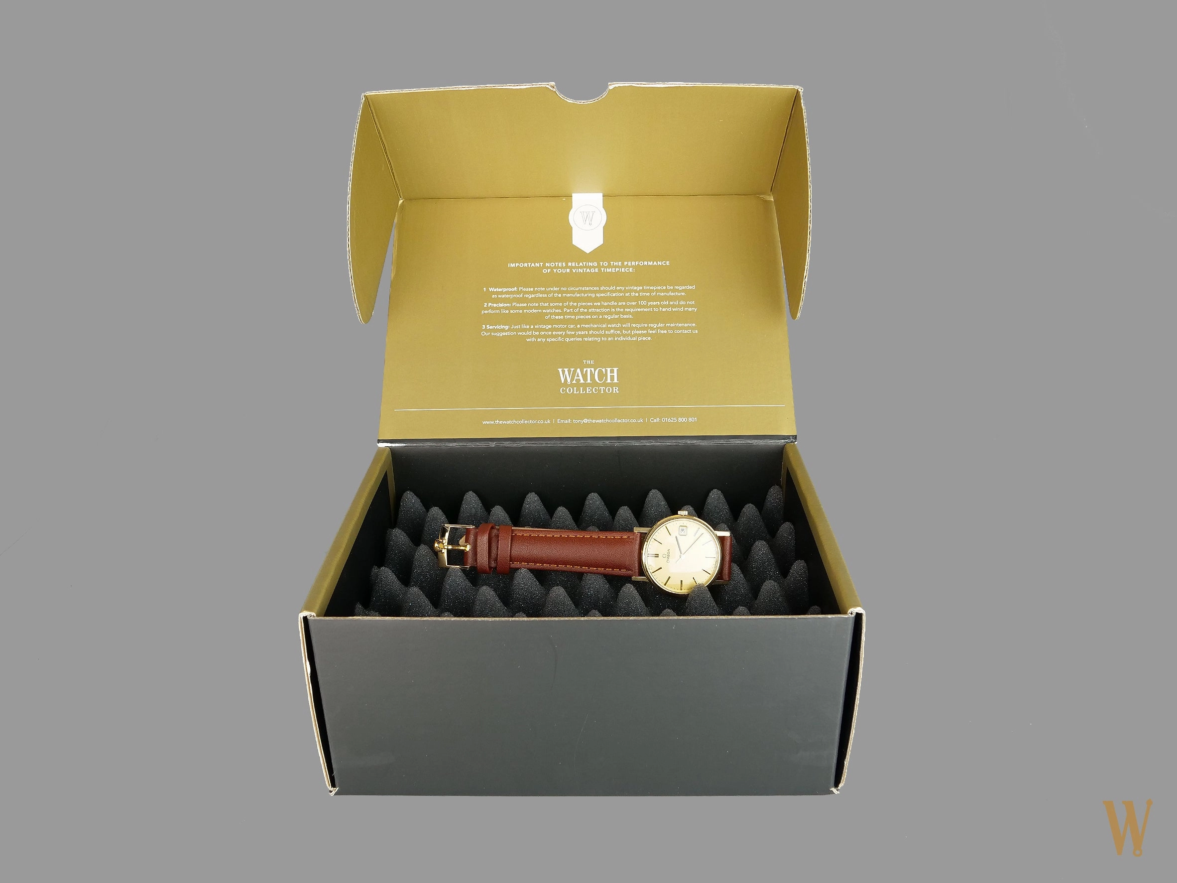 Omega Solid Gold Gents Dress watch