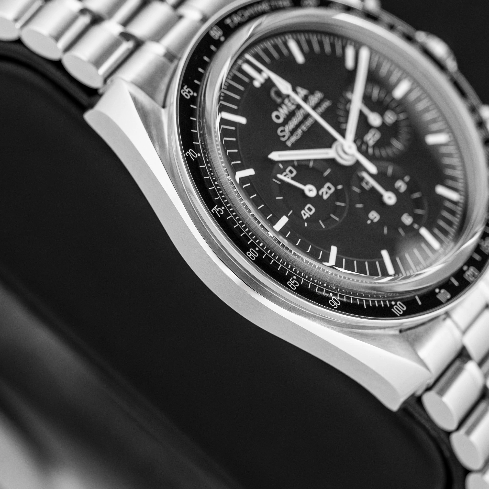 Omega Speedmaster 31030425001002