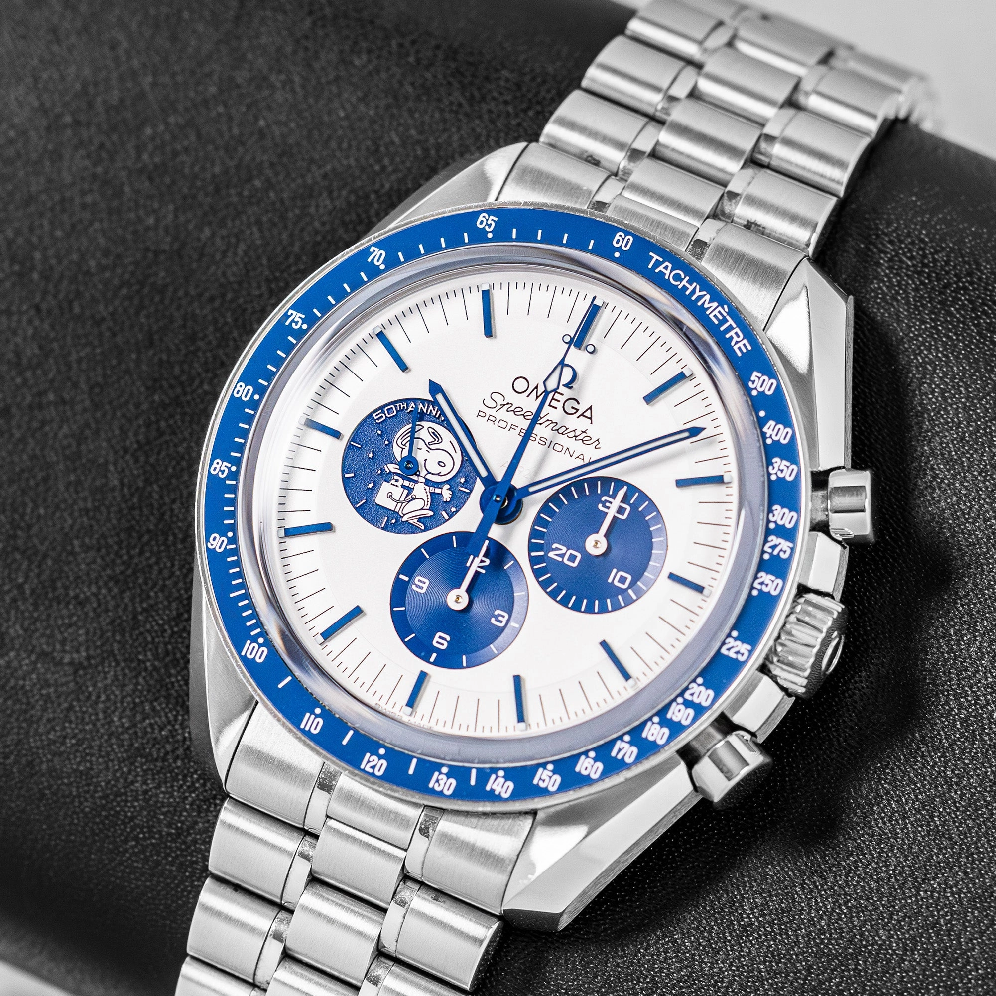 Omega Speedmaster 31032425002001