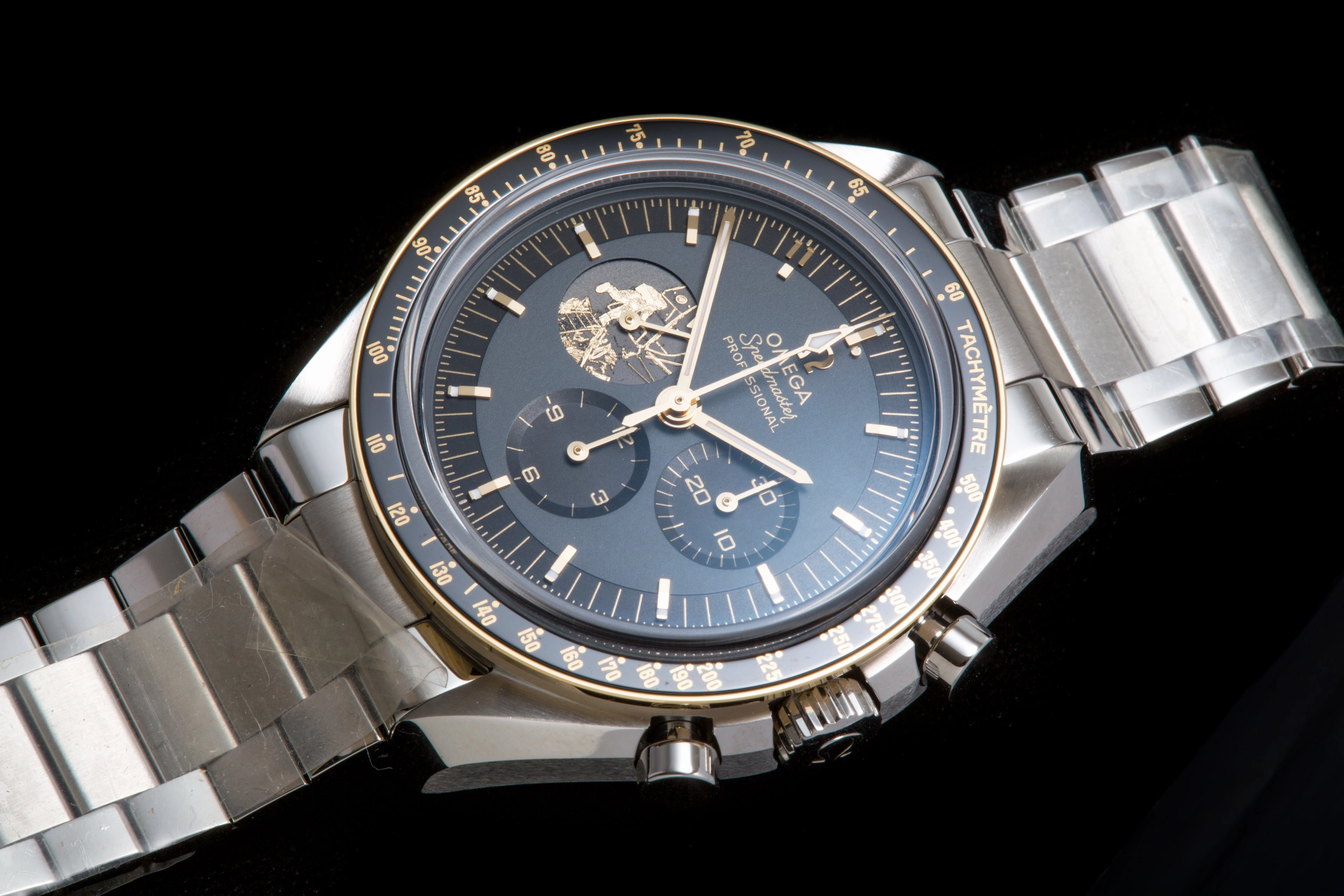 Omega Speedmaster Apollo 11 50th anniversary Unworn in stickers