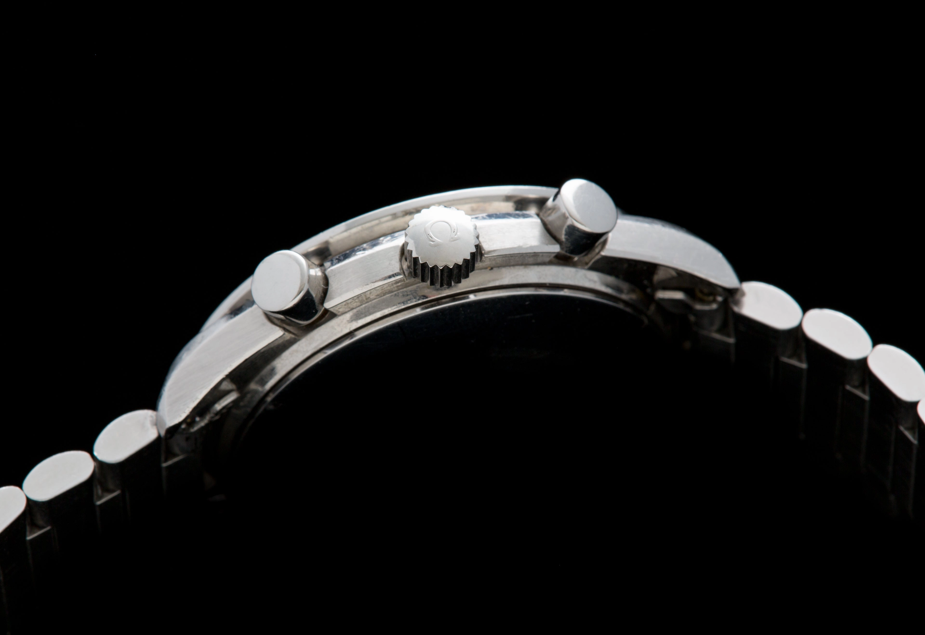 Omega Speedmaster Automatic "baby Snoopy"