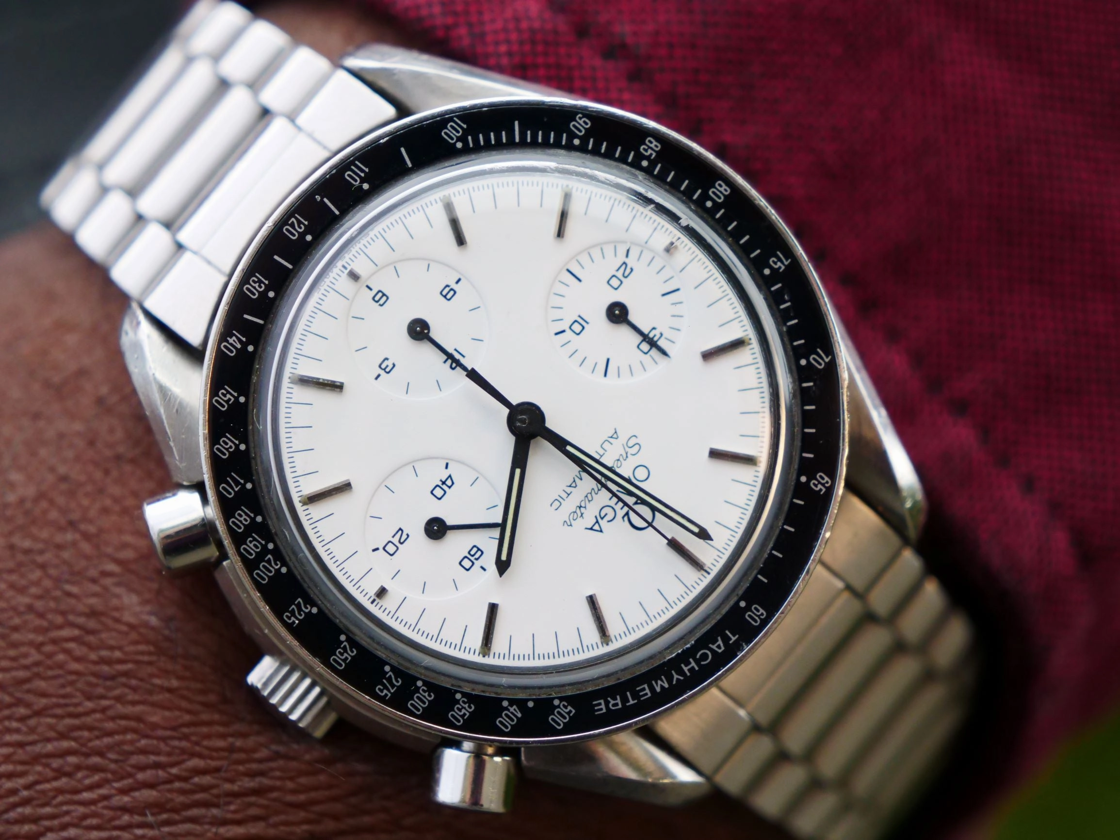 Omega Speedmaster Automatic "baby Snoopy"