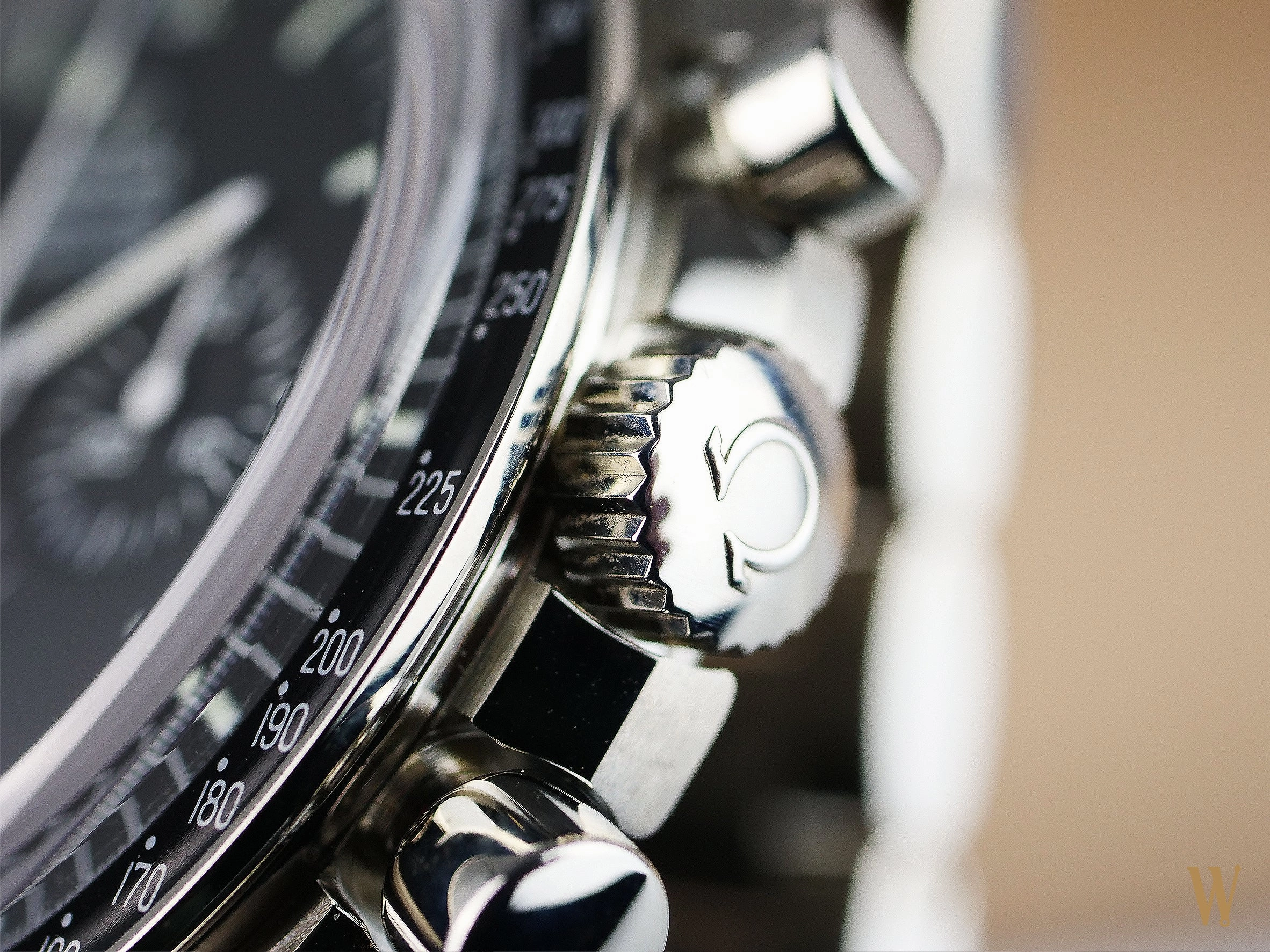 Omega Speedmaster Legendary Moonwatch ref 311.30.42.30.01.006