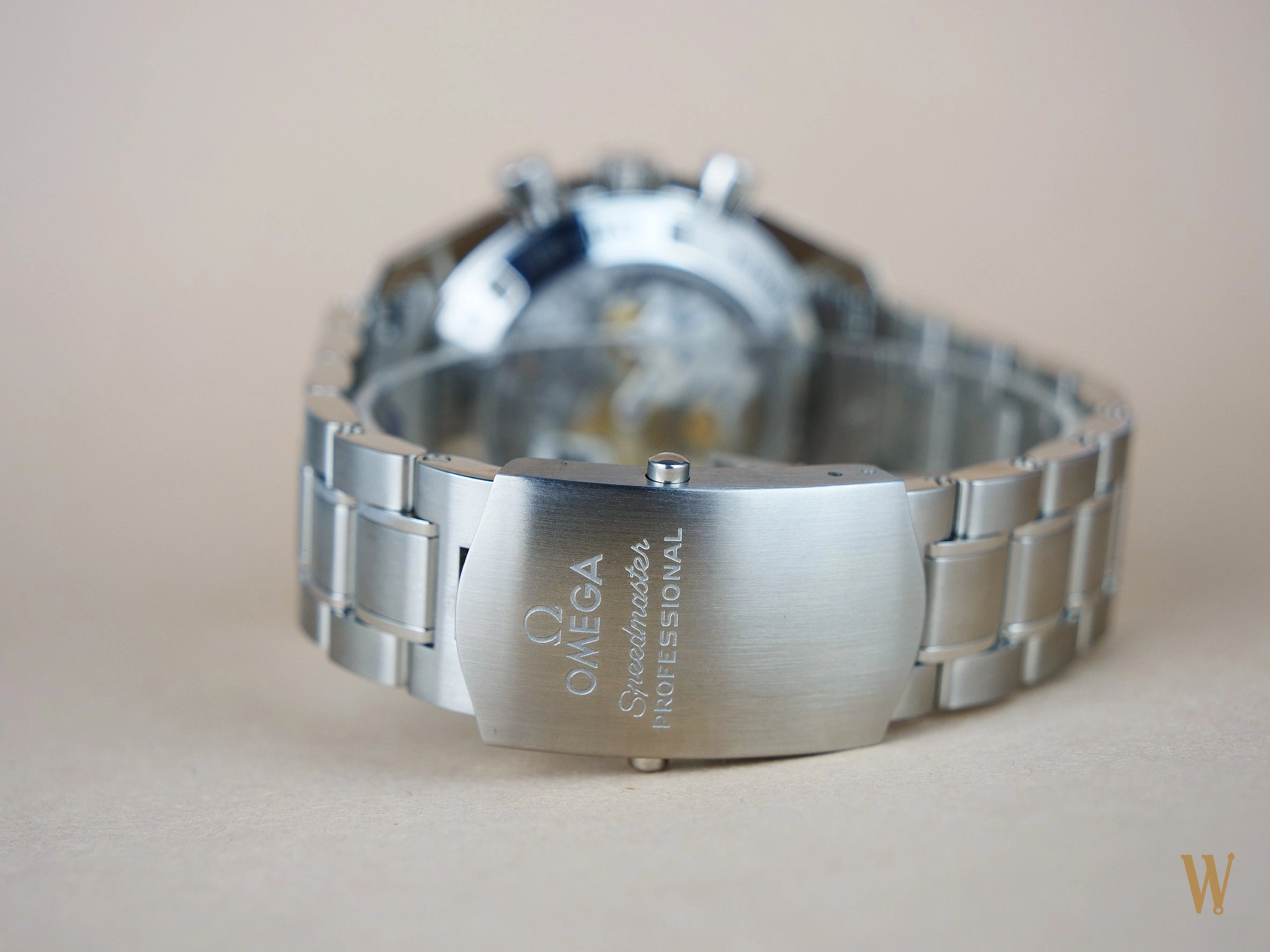 Omega Speedmaster Legendary Moonwatch ref 311.30.42.30.01.006