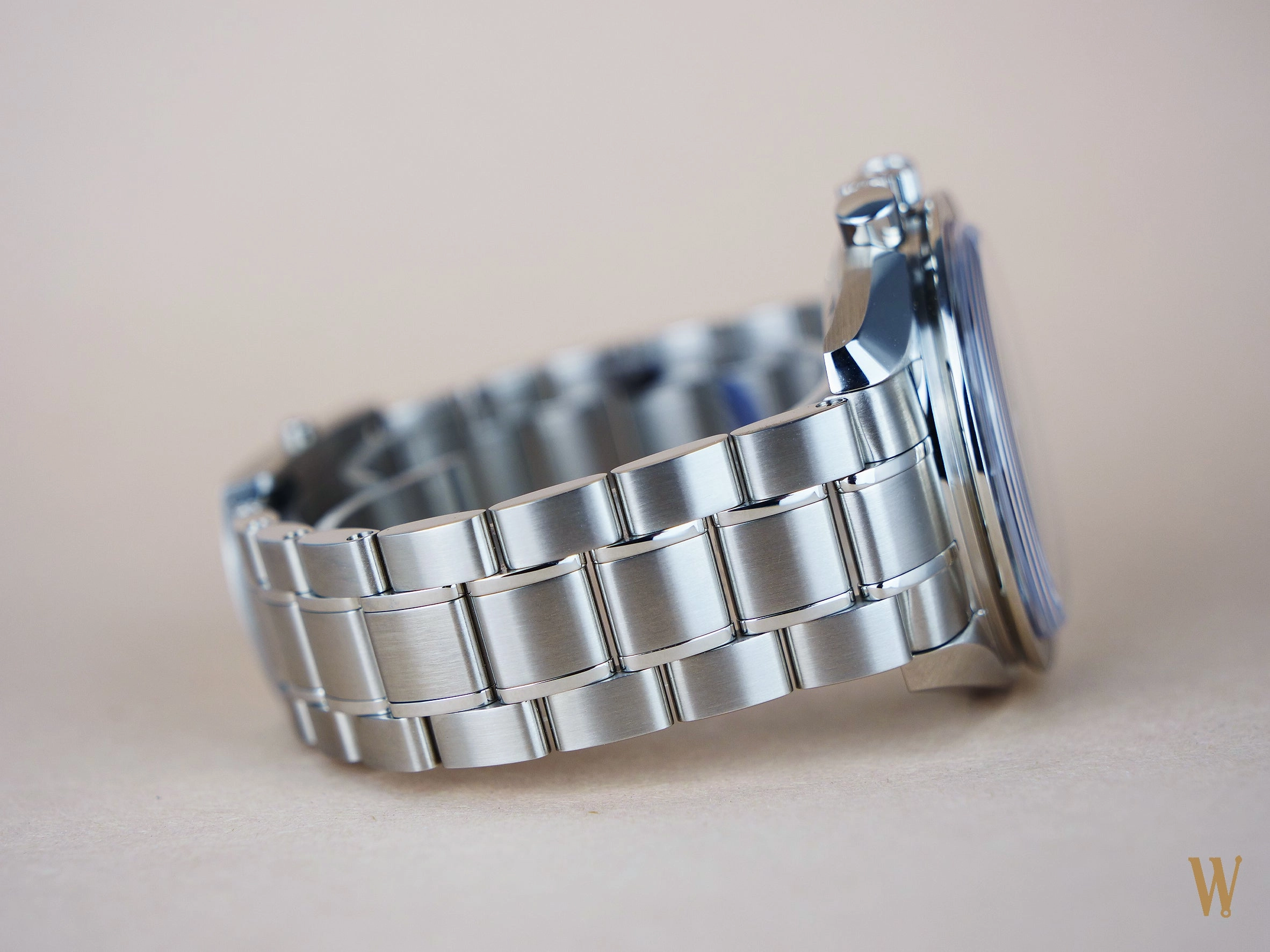 Omega Speedmaster Legendary Moonwatch ref 311.30.42.30.01.006