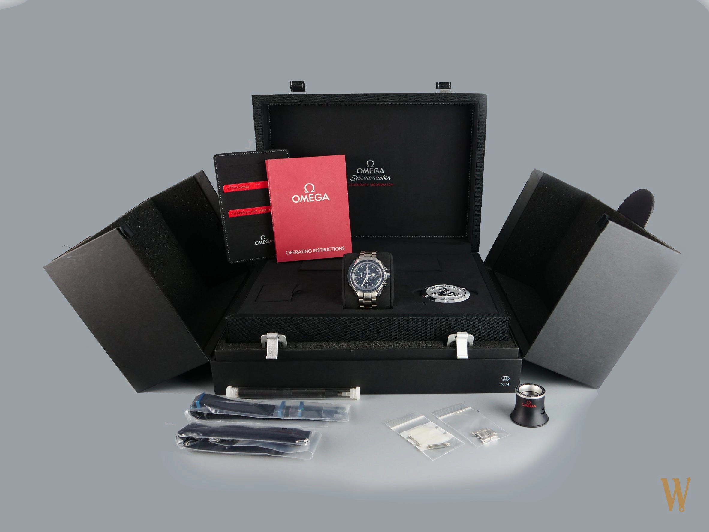 Omega Speedmaster Legendary Moonwatch ref 311.30.42.30.01.006