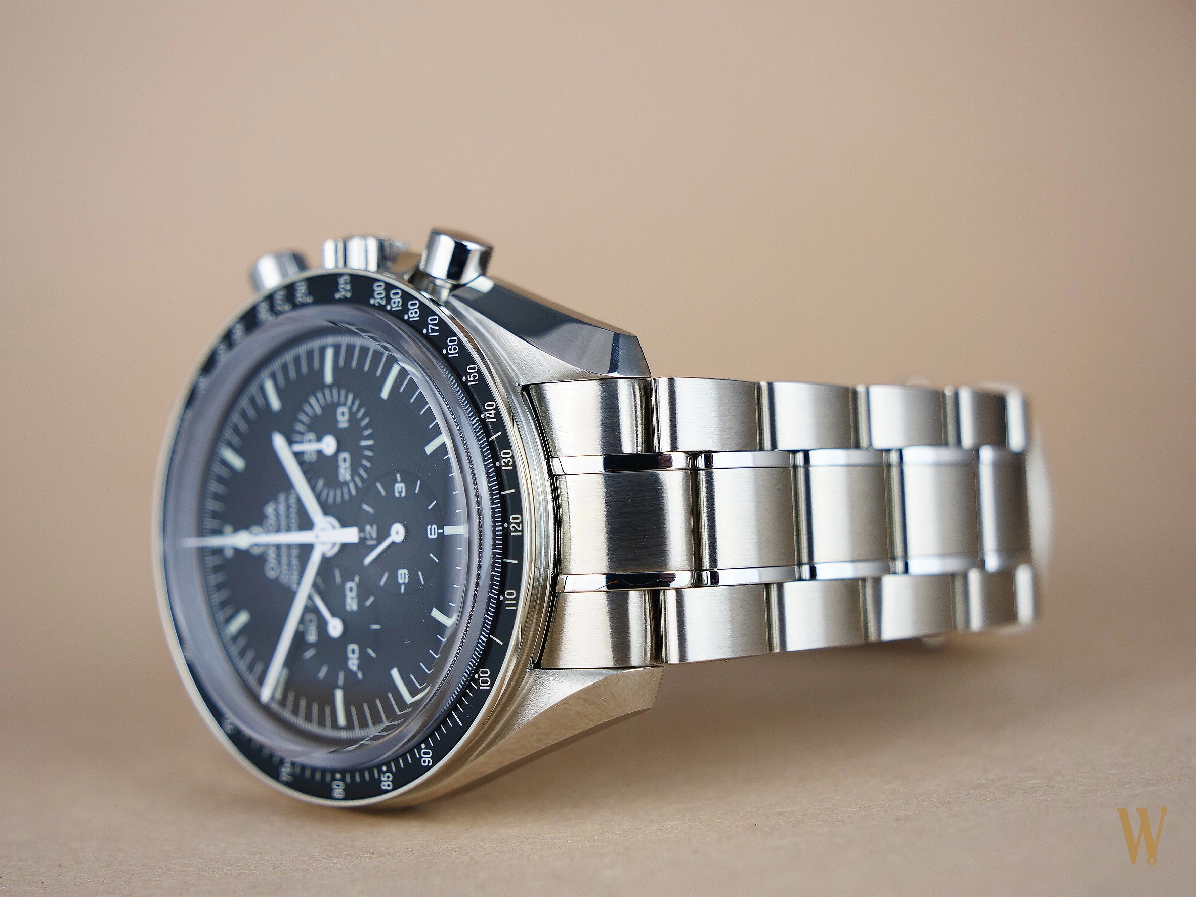 Omega Speedmaster Legendary Moonwatch ref 311.30.42.30.01.006