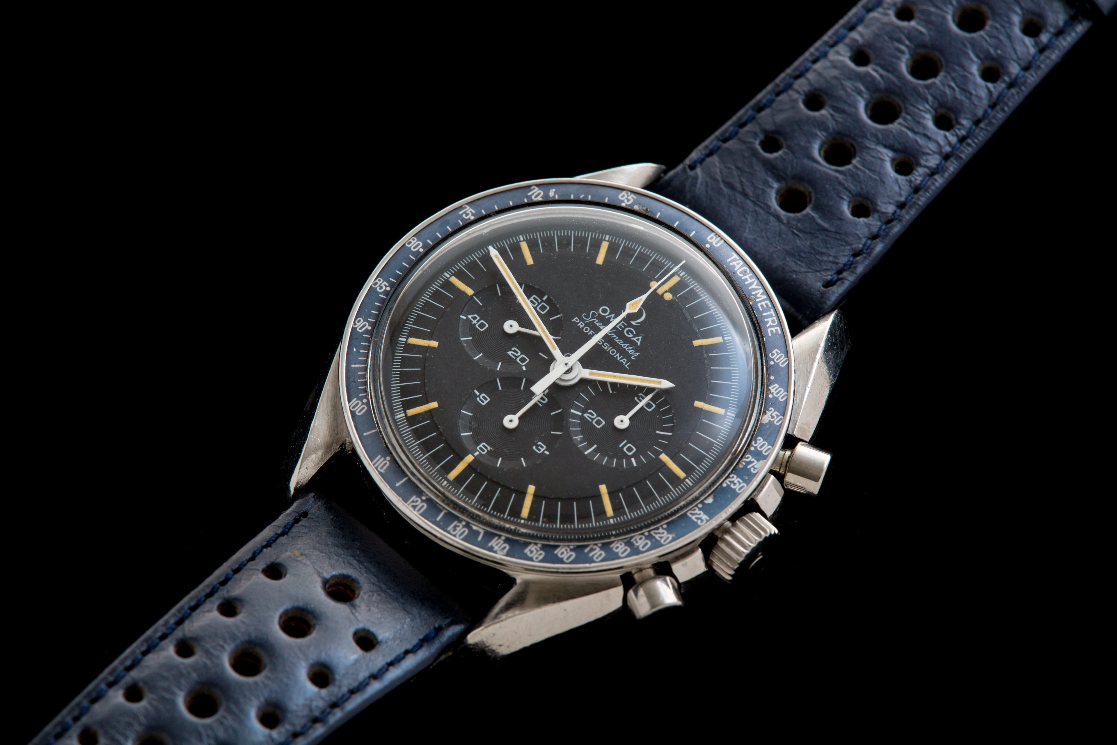 Omega Speedmaster professional, Rare Faded Blue "220"Bezel