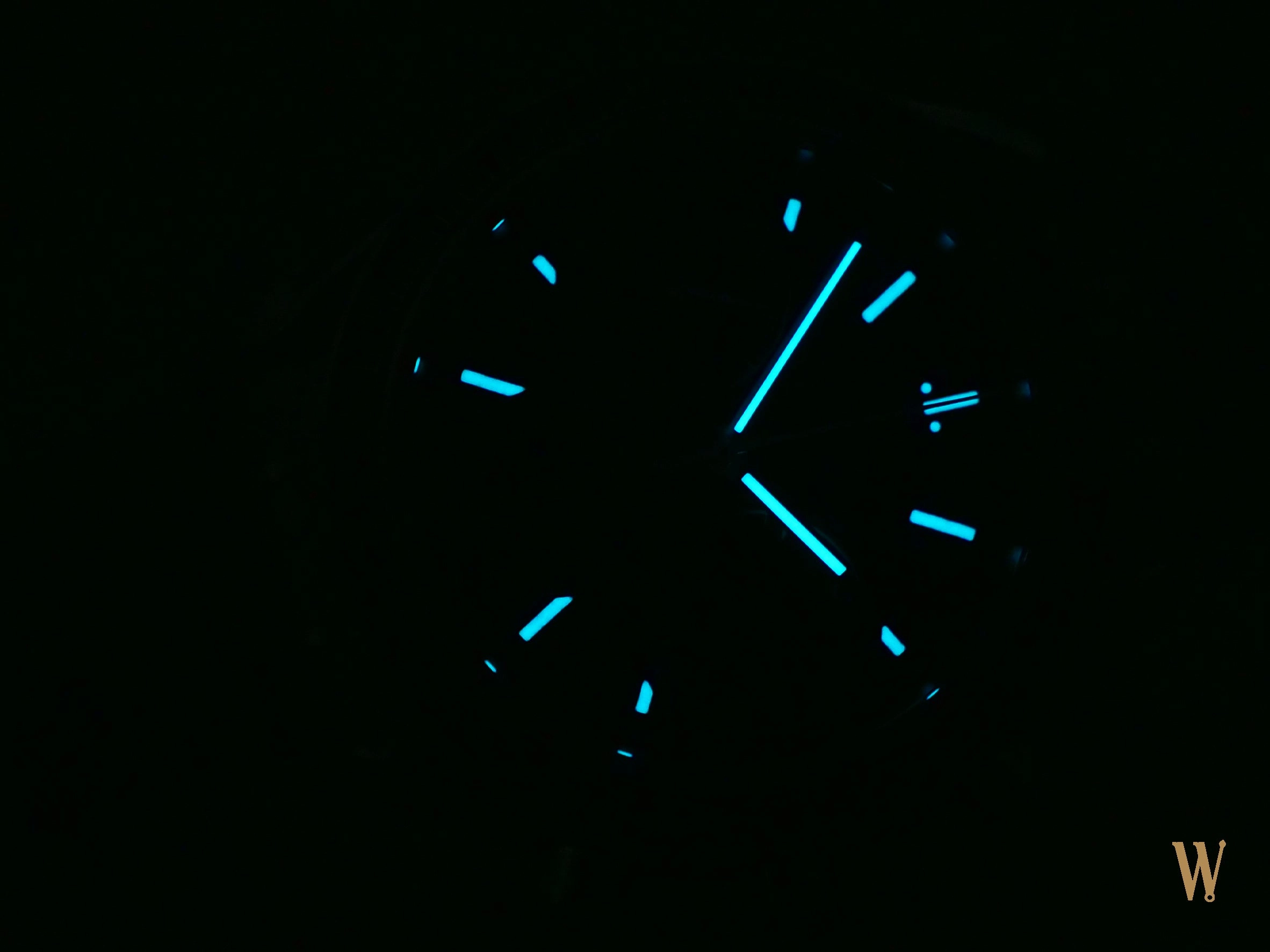 Omega Speedmaster Racing Blue