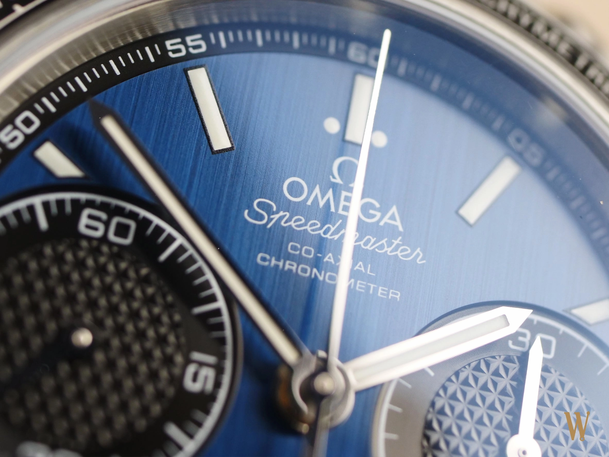 Omega Speedmaster Racing Blue