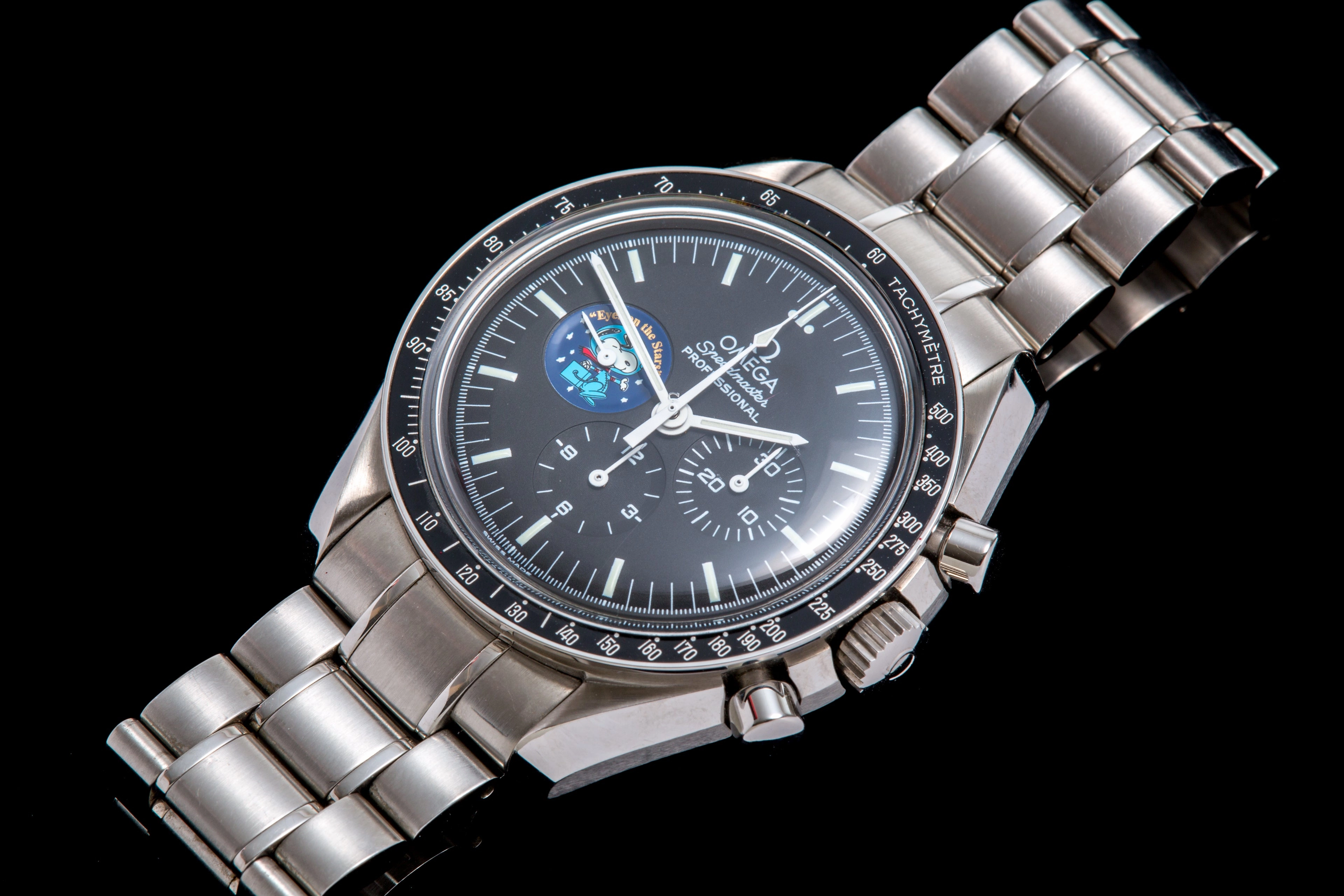 Omega Speedmaster Snoopy Eyes on the stars