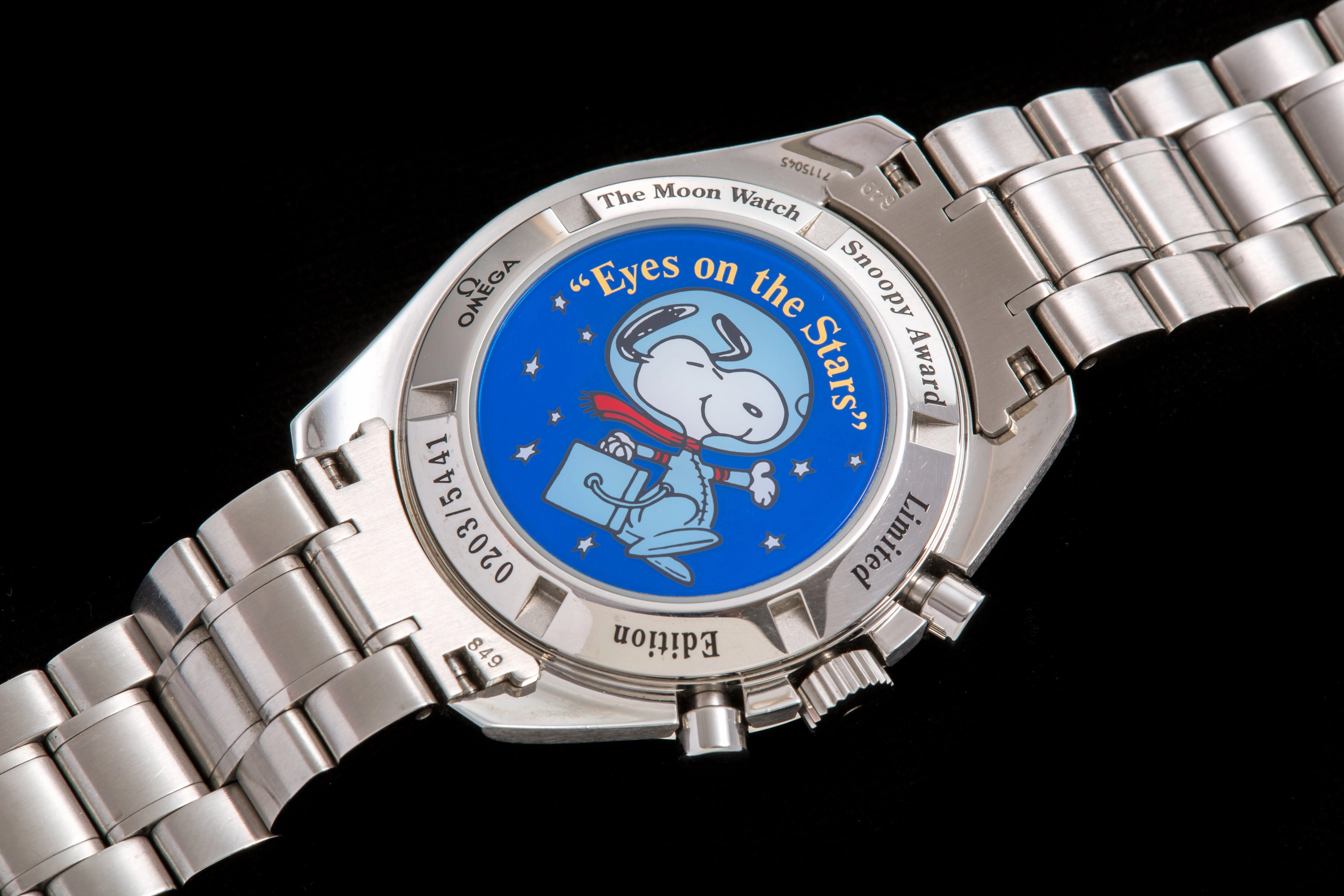 Omega Speedmaster Snoopy Eyes on the stars