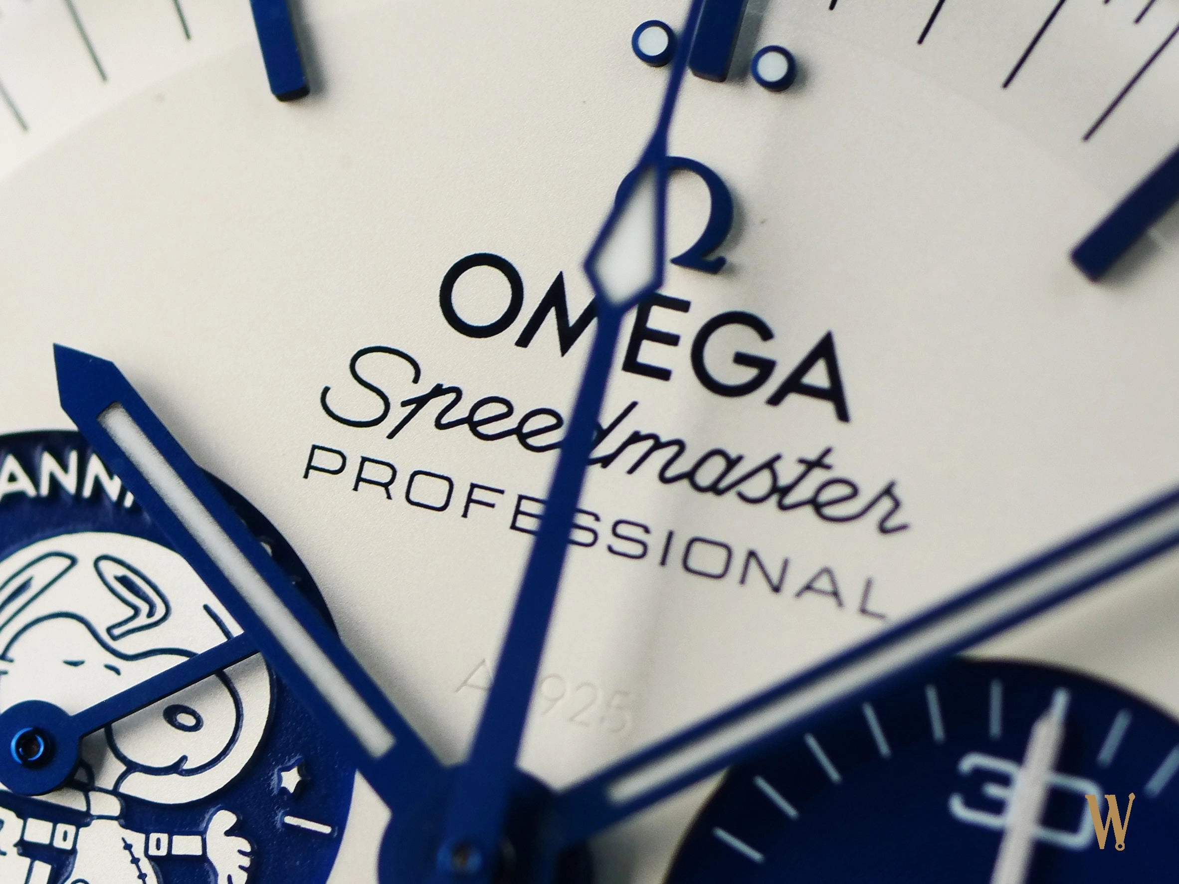 Omega Speedmaster Snoopy Eyes on The Stars Unworn