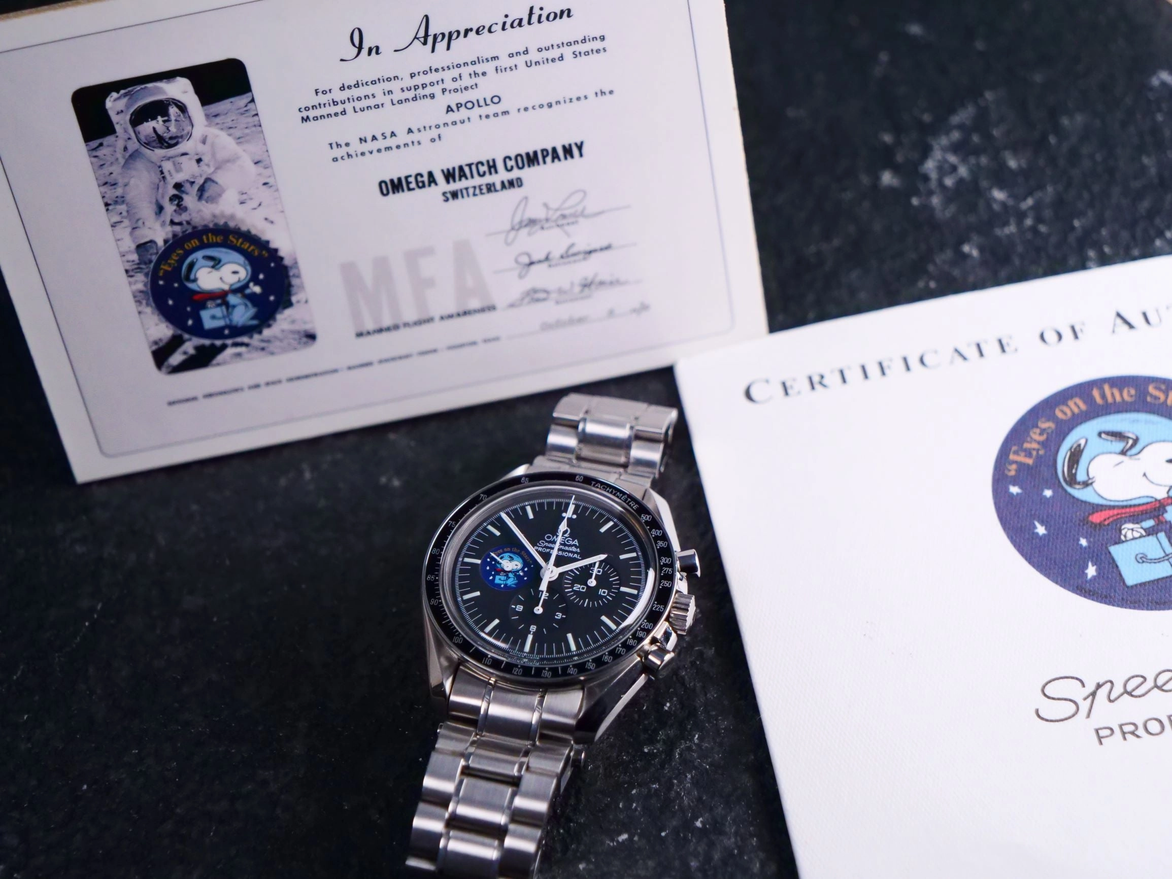 Omega Speedmaster Snoopy Eyes on the stars