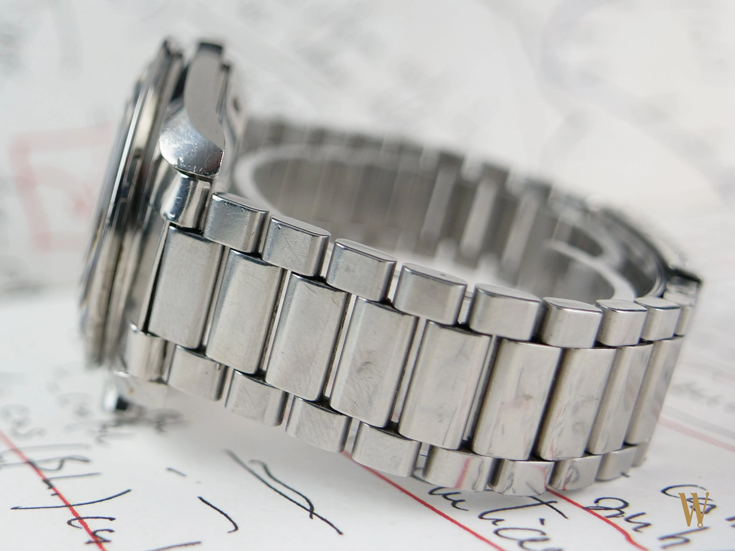 Omega Speedmaster Straight Writing with Box and Papers.