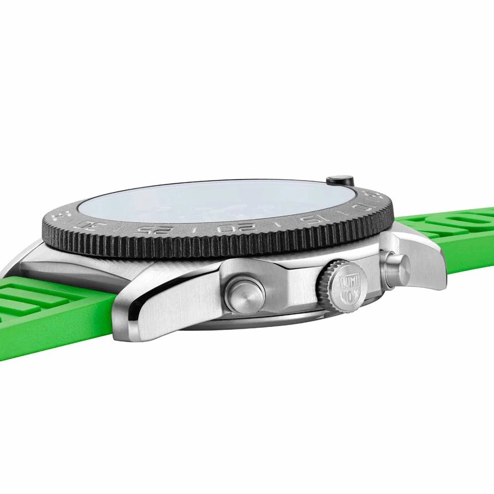 Pacific Diver Chronograph Dive Watch, 44 mm