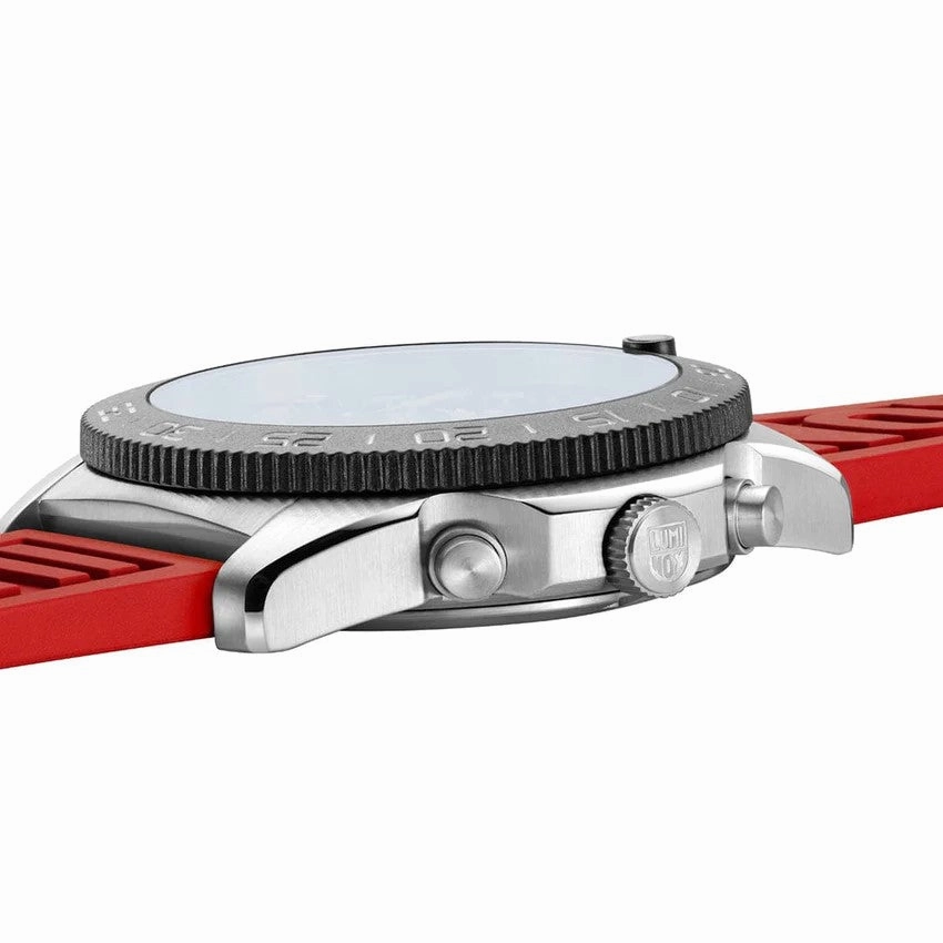 Pacific Diver Chronograph Dive Watch, 44 mm