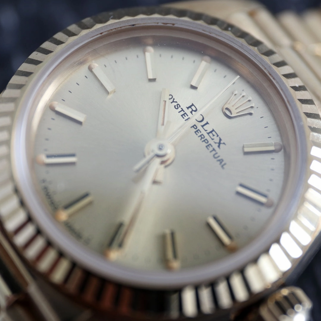 Rolex Ladies Oyster Perpetual 67198 18k, 1985