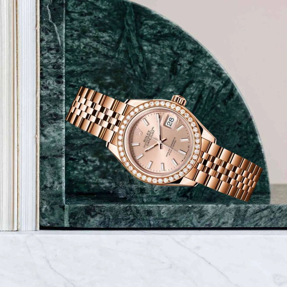 Rolex Lady-Datejust 28mm - Ref: 279135RBR pij - Sundust Stick Dial & Diamond Bezel, 18K Rose Gold Jubilee Bracelet Women's Watch