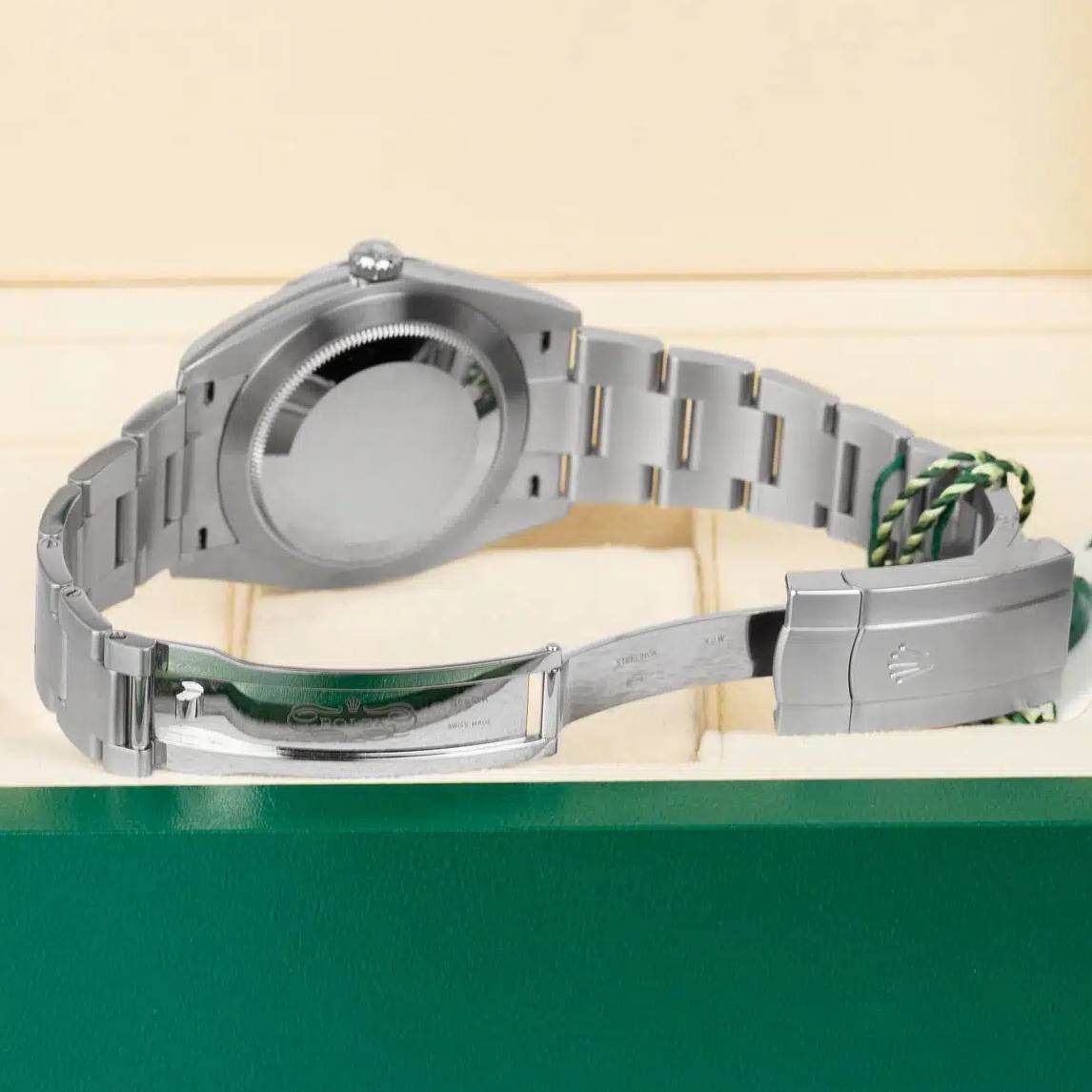 Rolex Oyster Perpetual 41mm | Stainless steel bracelet | Green dial Smooth bezel | Men's Watch 124300-0005