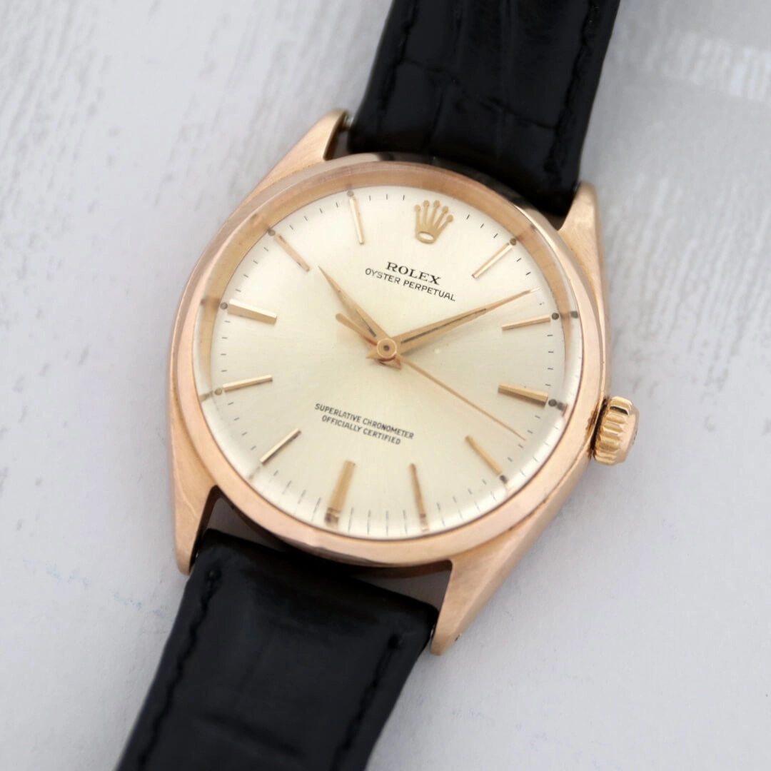 Rolex Oyster Perpetual Ref. 1005, 18k Gold Vintage Watch