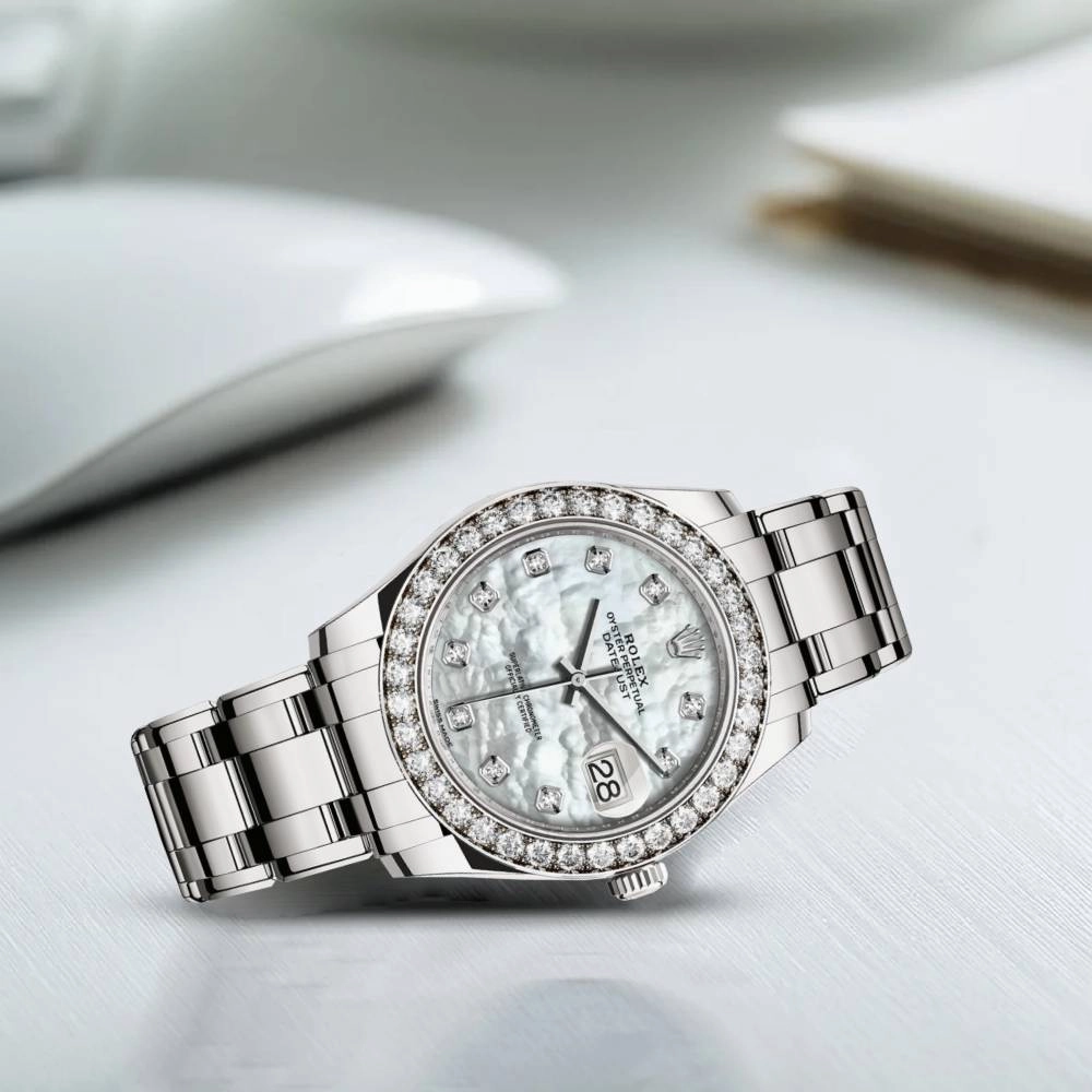 Rolex Pearlmaster 39mm - Ref: 86289-0001 - White mother of Pearl Diamond Dial & Diamond Bezel, 18K White Gold Bracelet Women's Watch