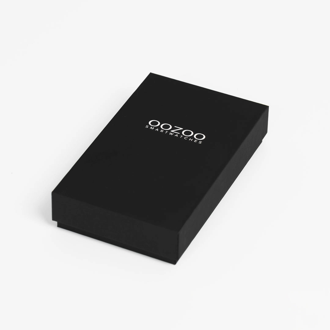 Silver coloured OOZOO smartwatch with black rubber strap - Q00300