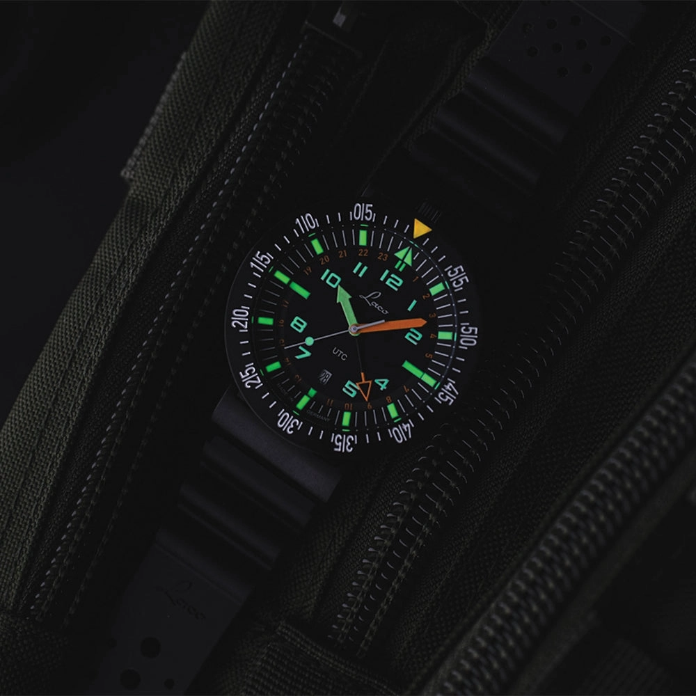 Squad Atacama UTC Quartz 46mm - Black on Rubber Strap