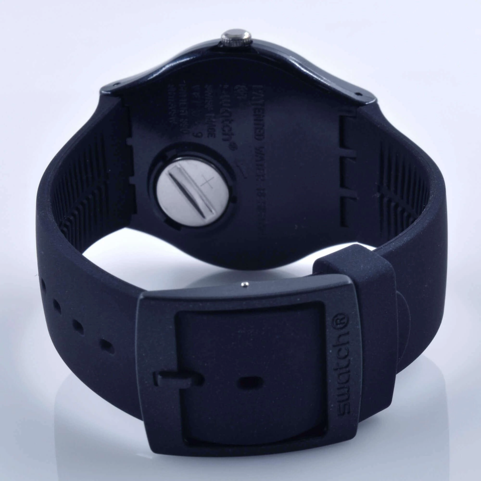 Swatch Men's Watch - Worldhood Naitbayang Swiss Quartz Dark Blue Dial Strap | SUON136