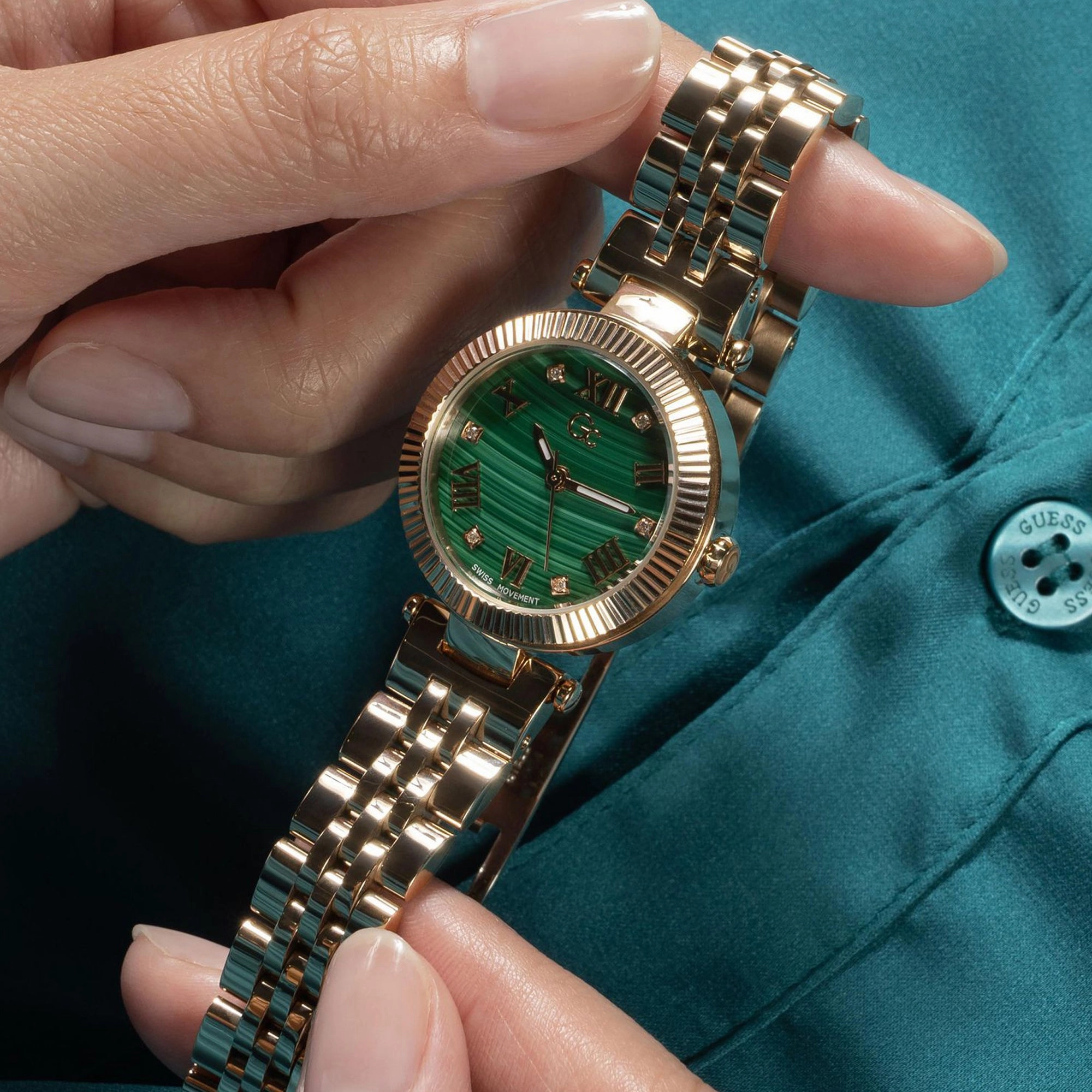 Women's Green Analog Stainless Steel Watch Z02006L9MF