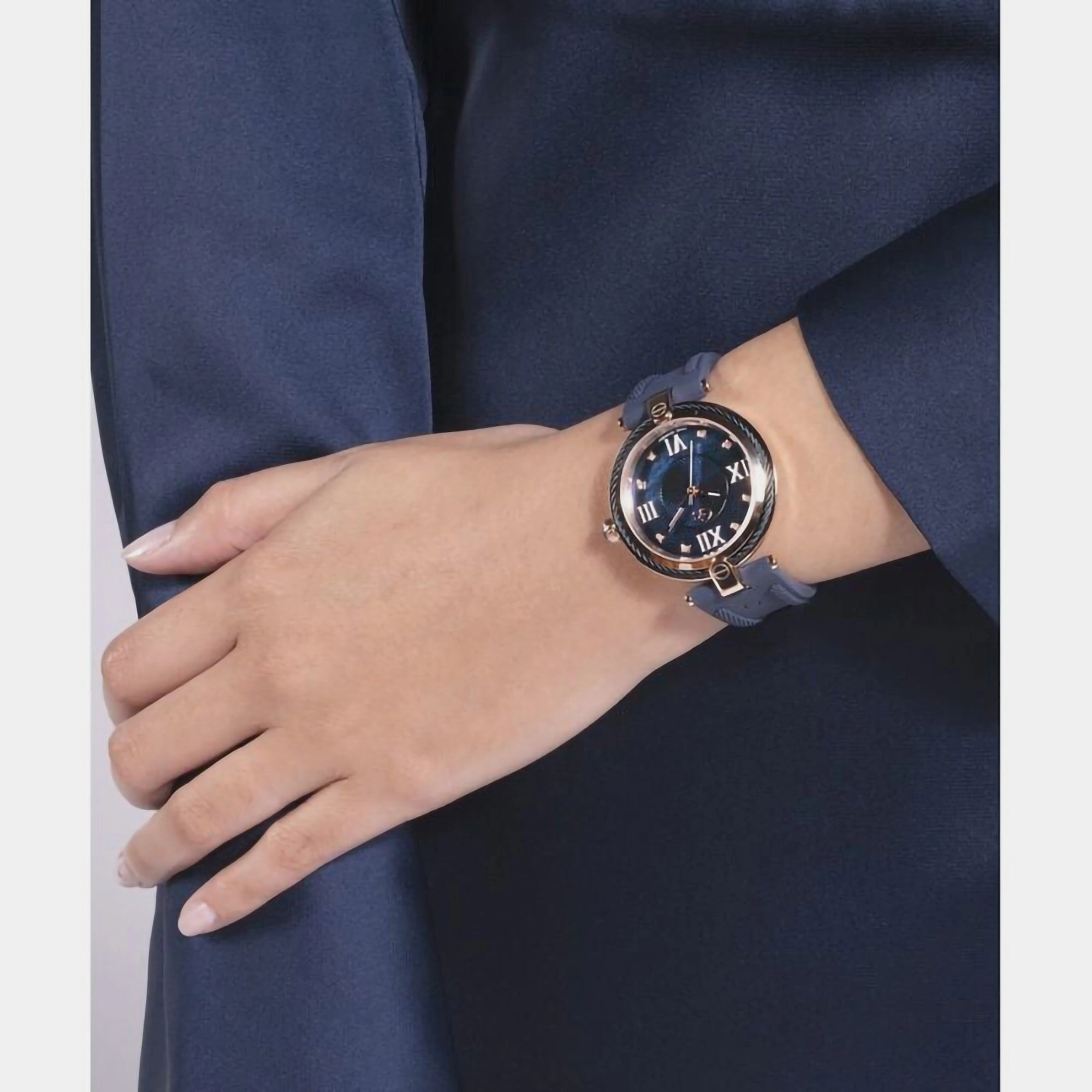 Women's Mother Of Pearl Analog Silicone Watch Z15004L7MF