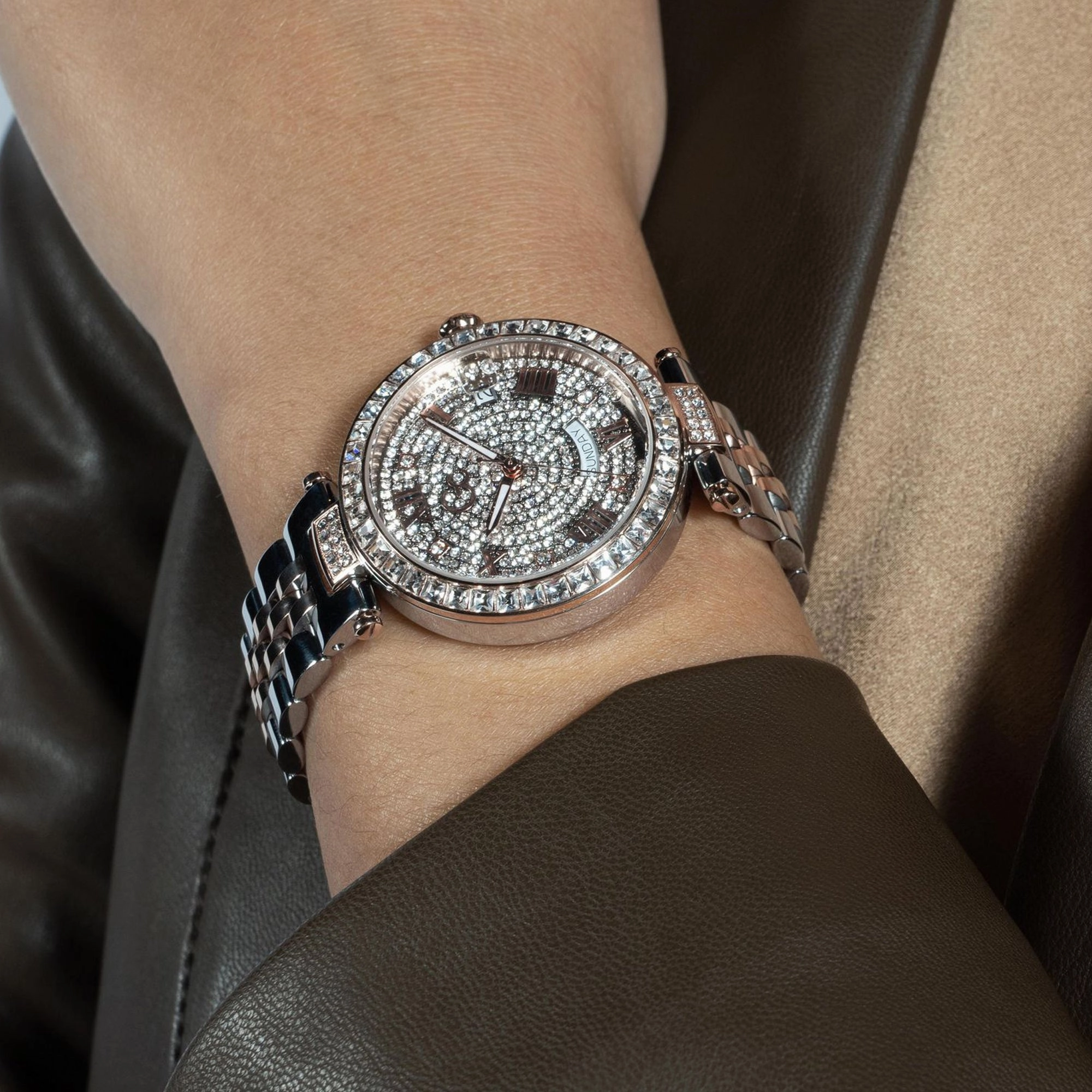 Women's White Analog Stainless Steel Watch Z01014L1MF